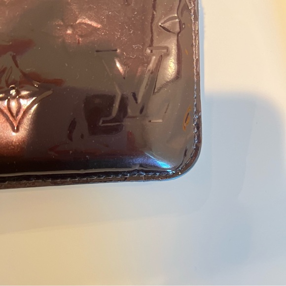 Authentic Louis Vuitton Vernis Cles Leather Zippy Wallet Key Case - Picture 8 of 8